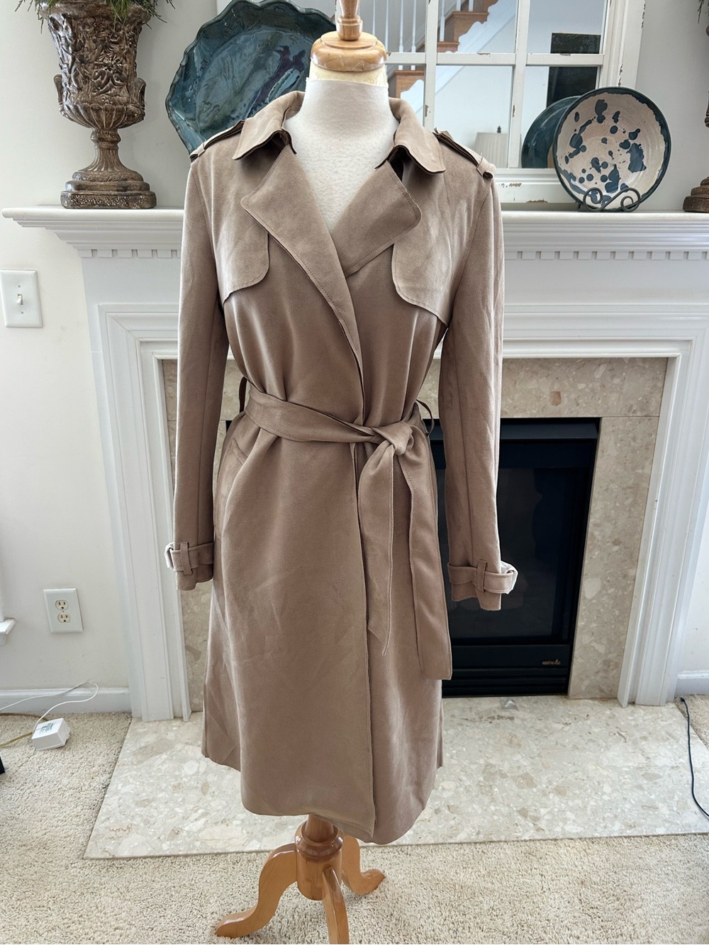 NWT Magaschoni Tan Faux Suede Trench Coat with Waist Tie